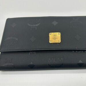 MCM VISETOS tri fold canvas long wallet black.